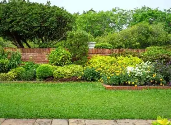 landscaping services Argusville